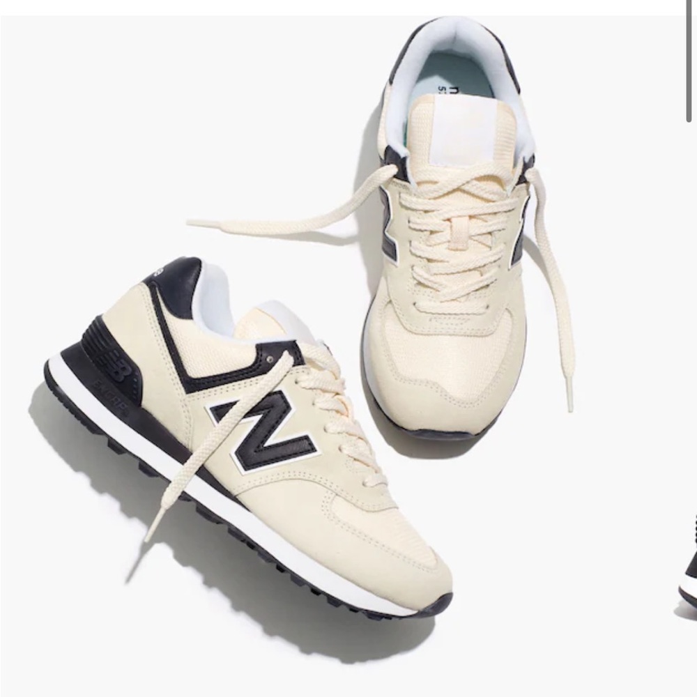 New Balance Cream and Black Women's Sneakers